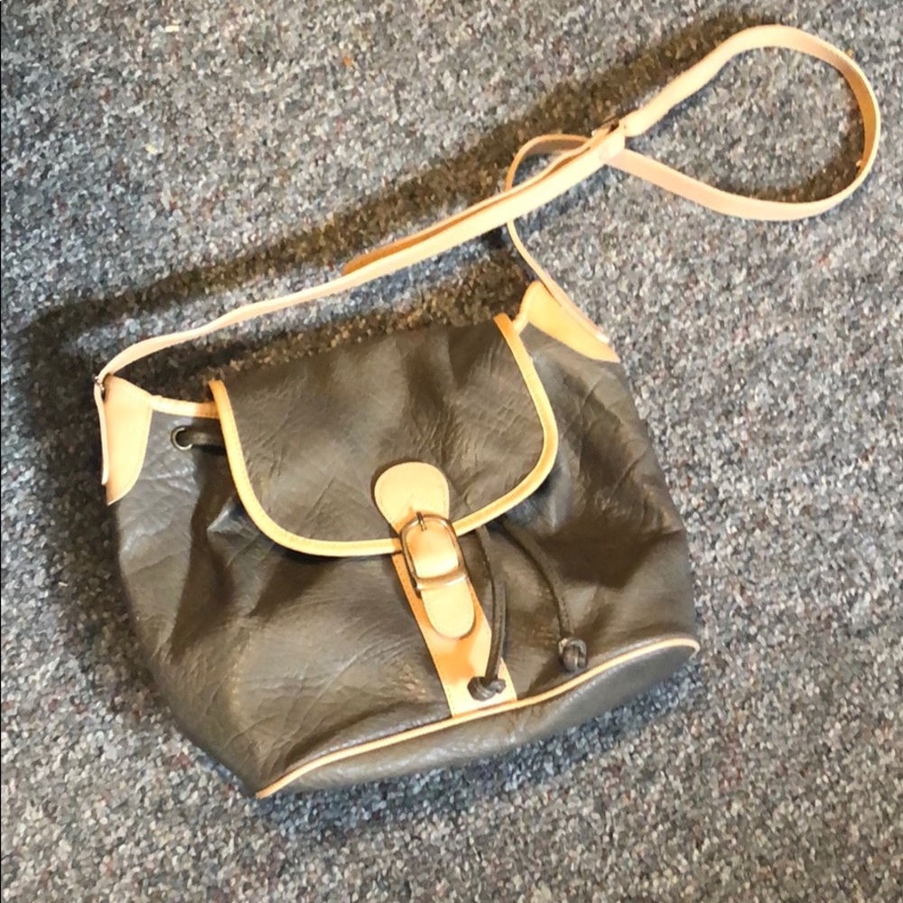 Used leather bag by Marco Avane